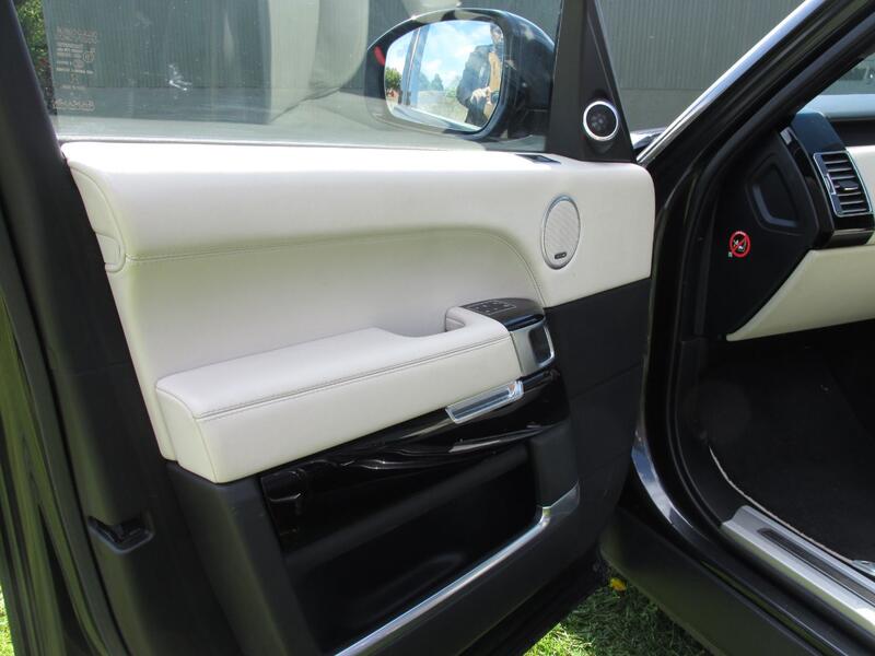 LAND ROVER RANGEROVER VOGUE 4.4 Autobiography  2017