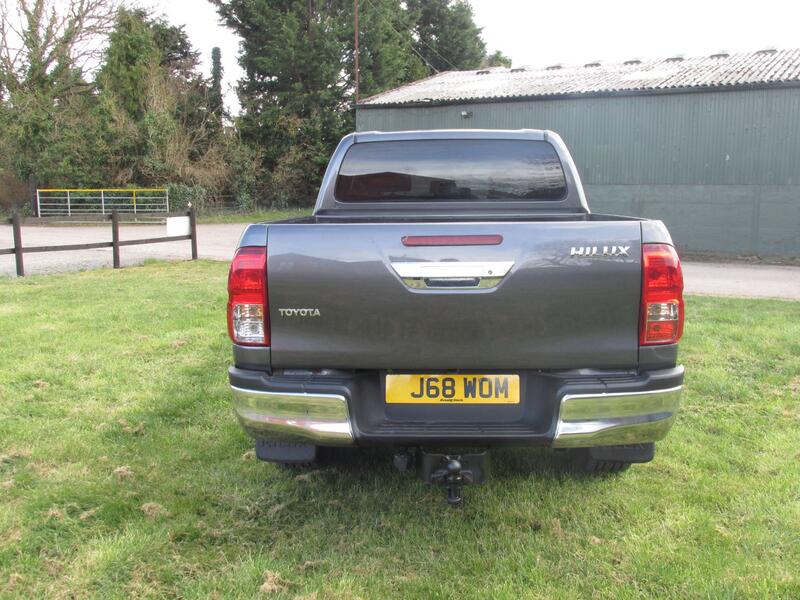 TOYOTA HILUX ICON  4X4 D-4D DCB 2018