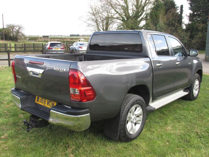 TOYOTA HILUX ICON  4X4 D-4D DCB 2018
