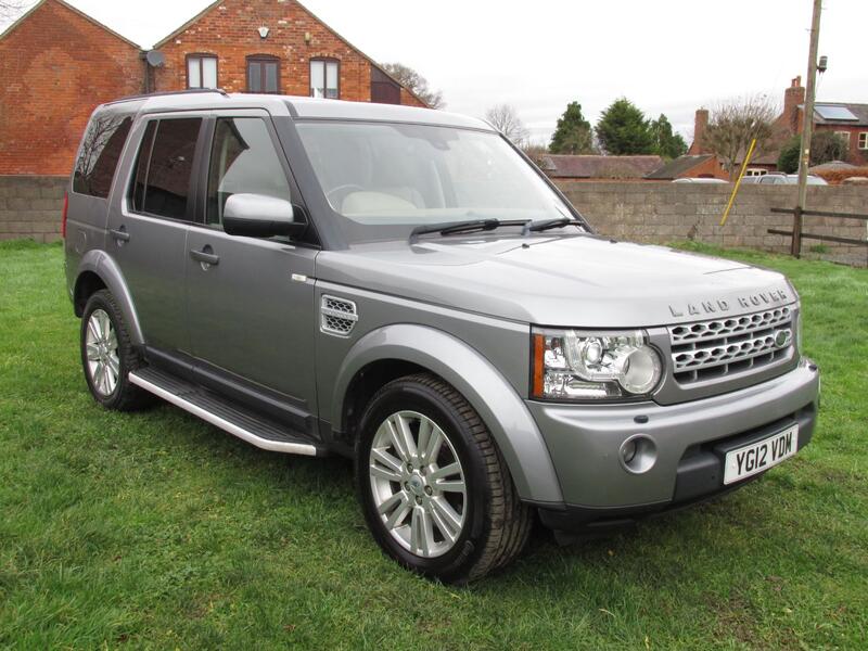 LAND ROVER DISCOVERY 4 TDV6 HSE 2012