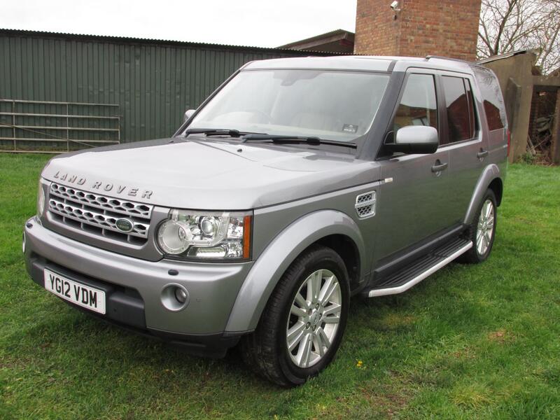 LAND ROVER DISCOVERY 4 TDV6 HSE 2012