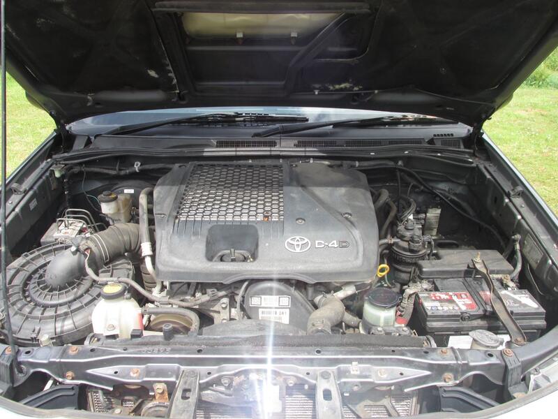 TOYOTA HILUX HL2 4X4 D-4D ECB 2012