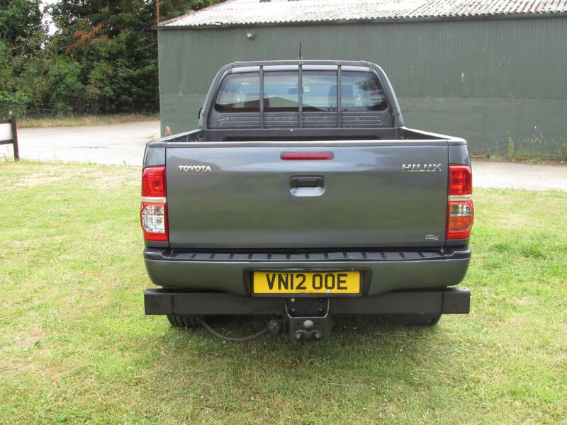 TOYOTA HILUX HL2 4X4 D-4D ECB 2012