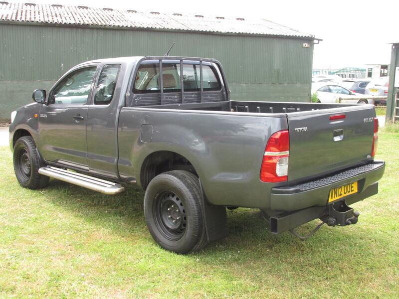 TOYOTA HILUX HL2 4X4 D-4D ECB 2012