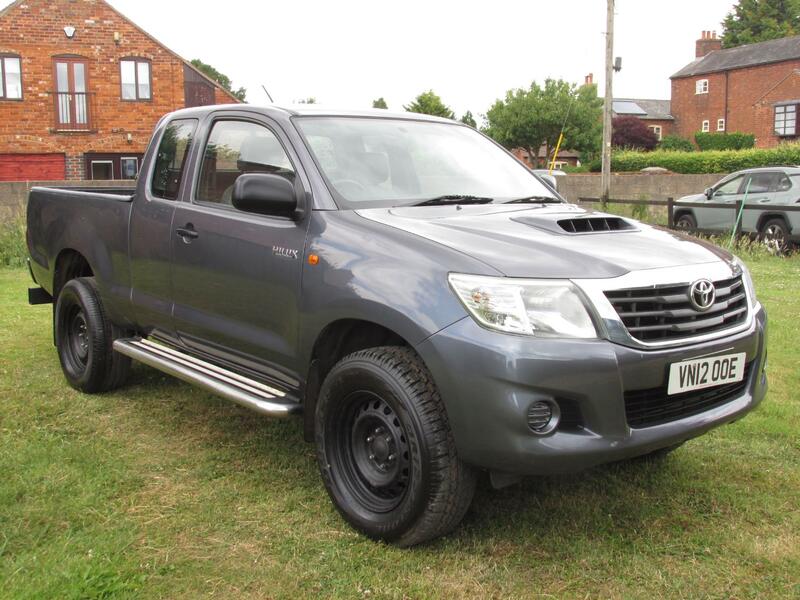 TOYOTA HILUX HL2 4X4 D-4D ECB 2012