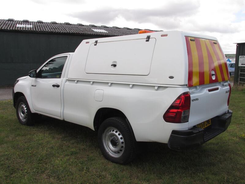 TOYOTA HILUX Active 2.4 4X4 D-4D Single Cab 2018