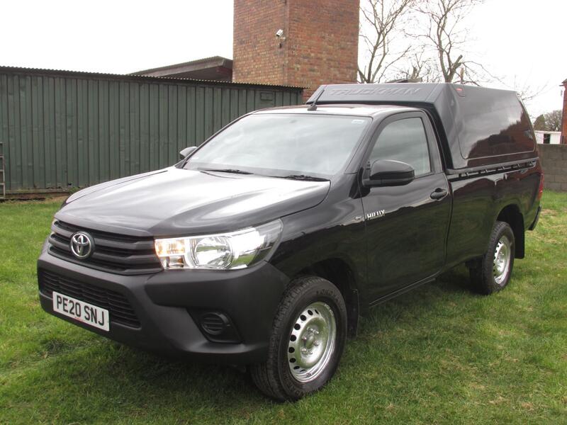 TOYOTA HILUX Active 2.4 4X4 D-4D Single Cab 2020