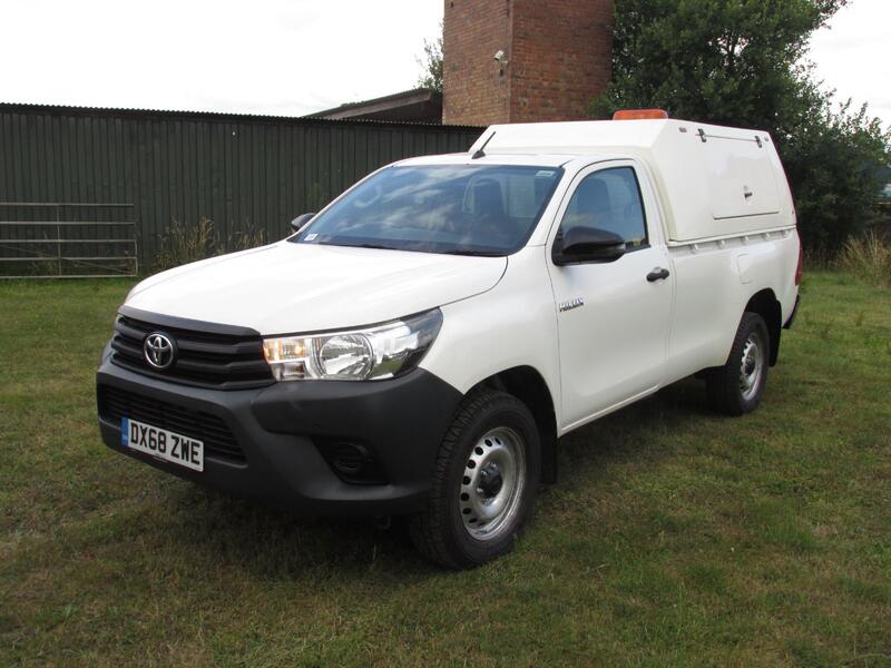 TOYOTA HILUX Active 2.4 4X4 D-4D Single Cab 2018