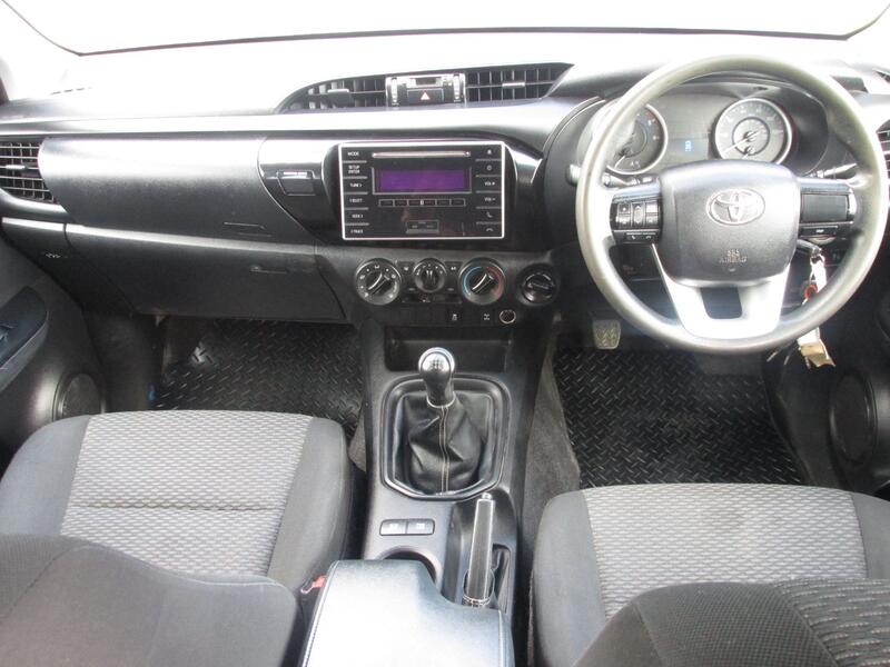 TOYOTA HILUX ACTTIVE 4X4 2.4 D-4D DCB 2018