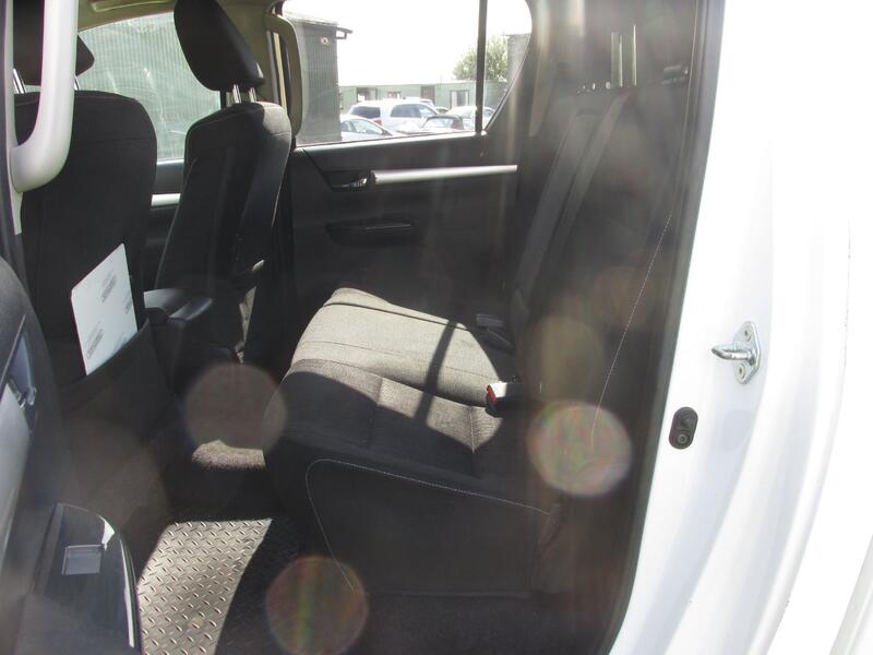 TOYOTA HILUX ICON 4X4 D-4D Double Cab 2.4 Auto 2020