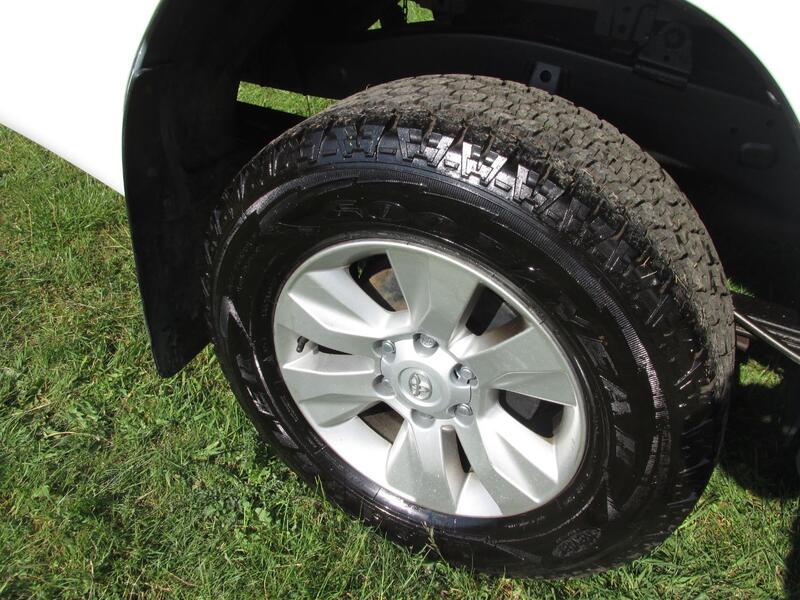 TOYOTA HILUX ICON 4X4 D-4D Double Cab 2.4 Auto 2020