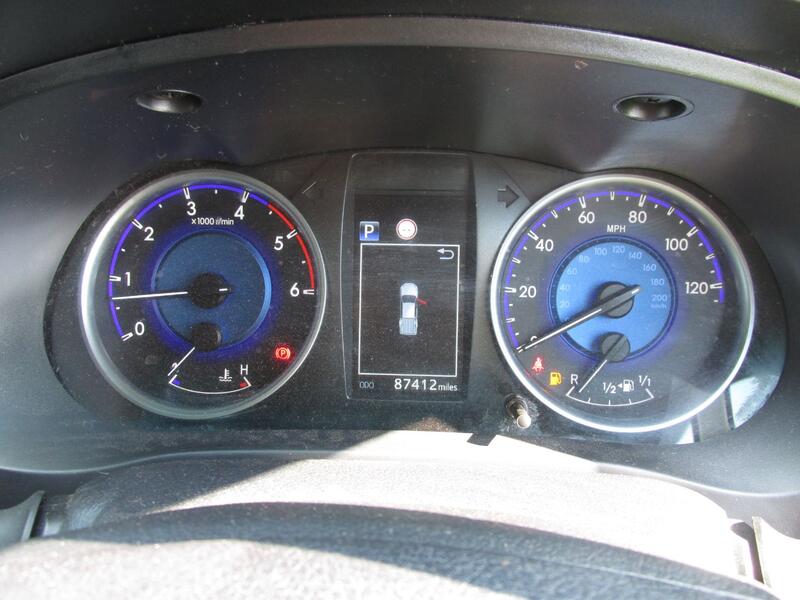 TOYOTA HILUX ICON 4X4 D-4D Double Cab 2.4 Auto 2020