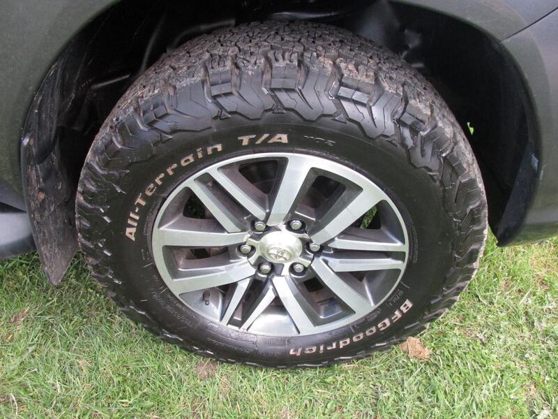 TOYOTA HILUX INVINCIBLE 4X4 D-4D DCB 2018