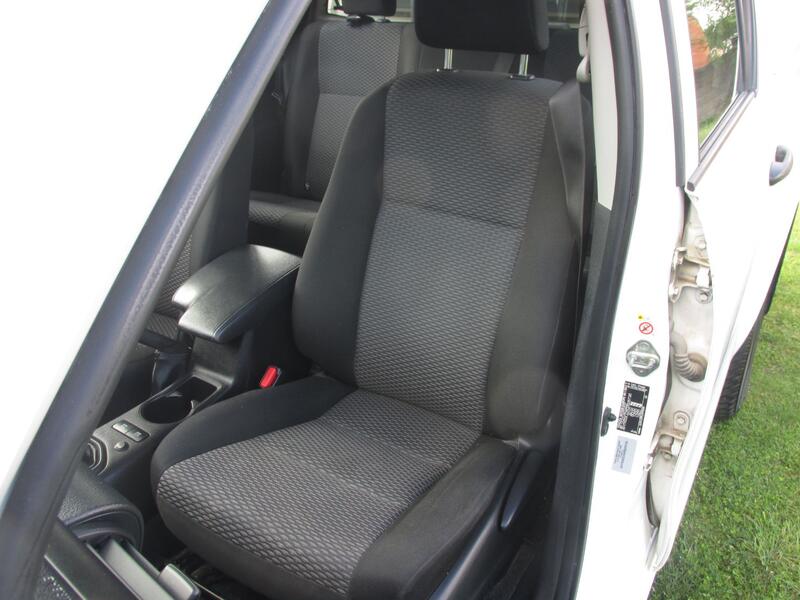 TOYOTA HILUX Active 4X4 D-4D DCB 2019