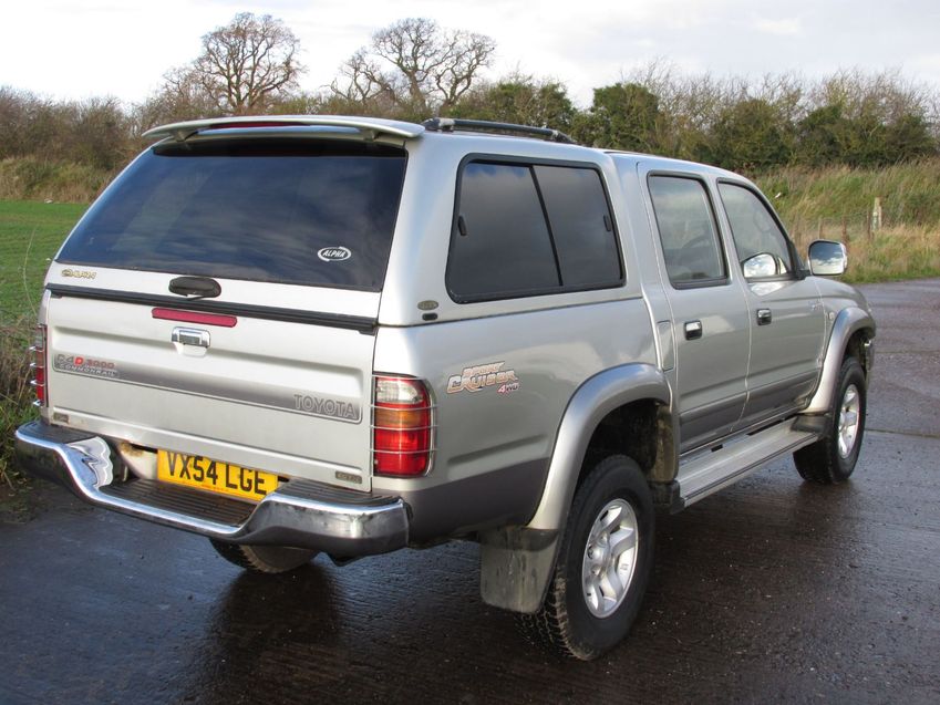 TOYOTA HILUX 3.0 D4D Sports Cruiser Automatic 2004