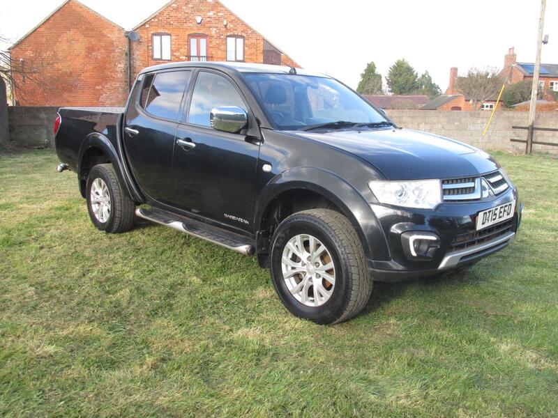 MITSUBISHI L200 2.5 DiD Barbarian 2015