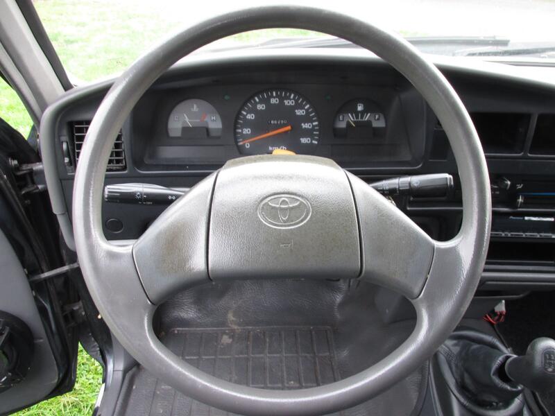 TOYOTA HILUX 2WD Double Cab 2.0 petrol 1993