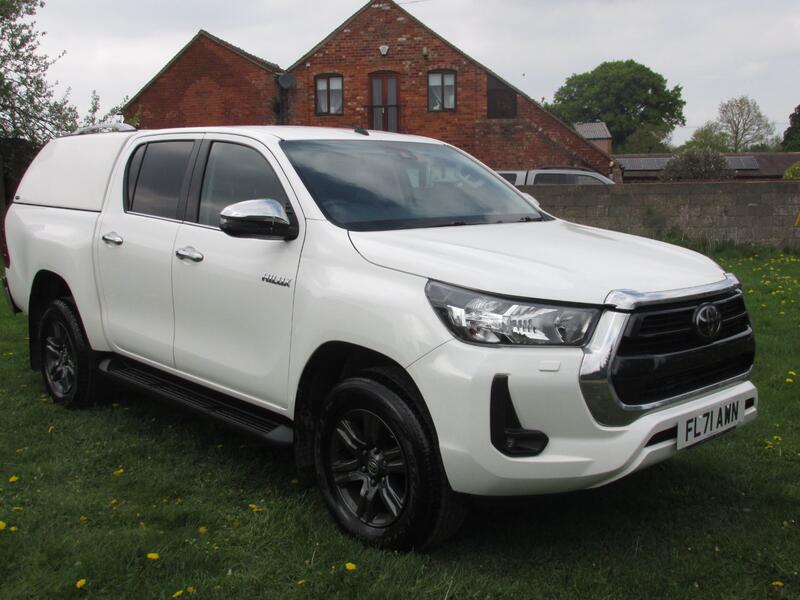 TOYOTA HILUX D-4D 150 ICON 2021