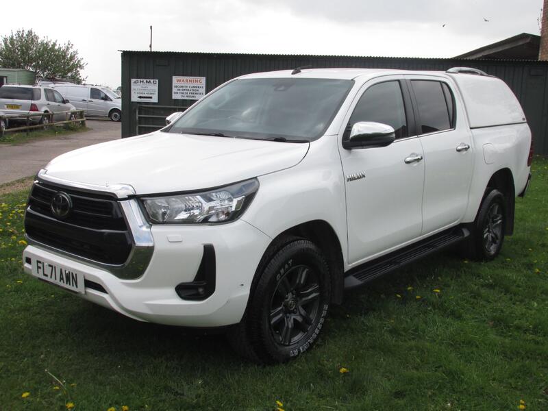 TOYOTA HILUX D-4D 150 ICON 2021