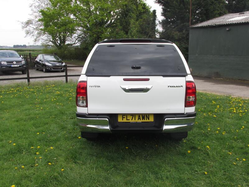 TOYOTA HILUX D-4D 150 ICON 2021