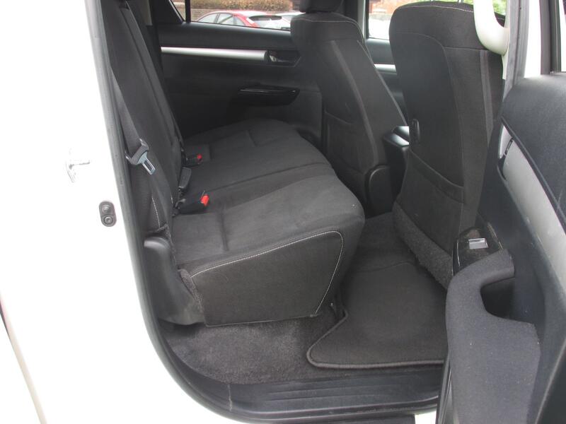 TOYOTA HILUX D-4D 150 ICON 2021