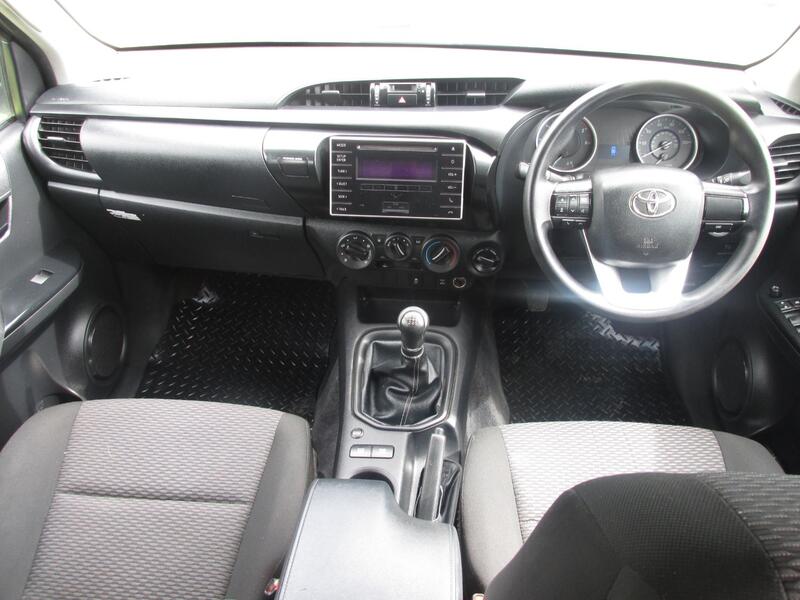 TOYOTA HILUX D-4D 150 Active 4WD 2020