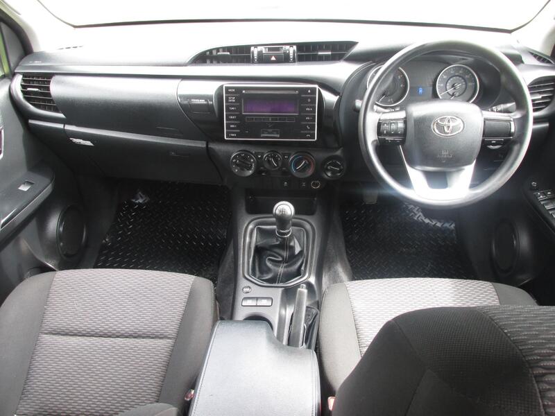 TOYOTA HILUX D-4D 150 Active 4WD 2020