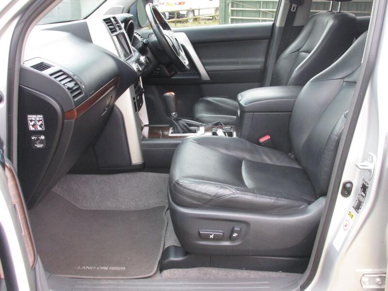 TOYOTA LAND CRUISER D-4D 191 LC5 Auto 2009