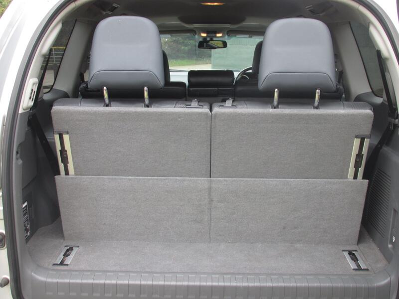 TOYOTA LAND CRUISER D-4D 191 LC5 Auto 2009